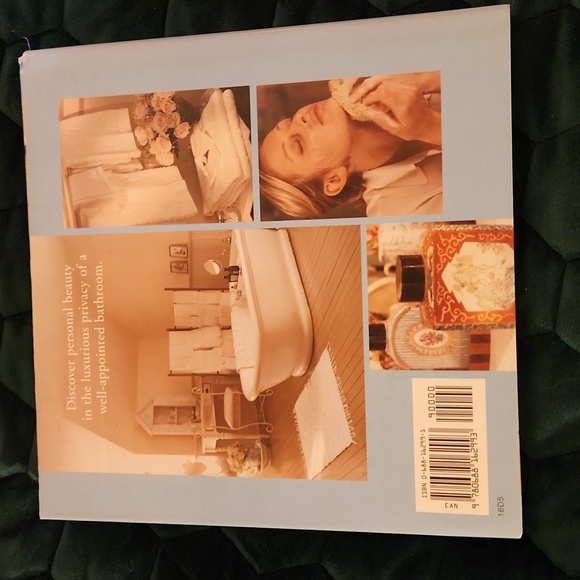 Hardcover book Bath and Beauty the fine art of pampering oneself by Victoria mag - Picture 2 of 3